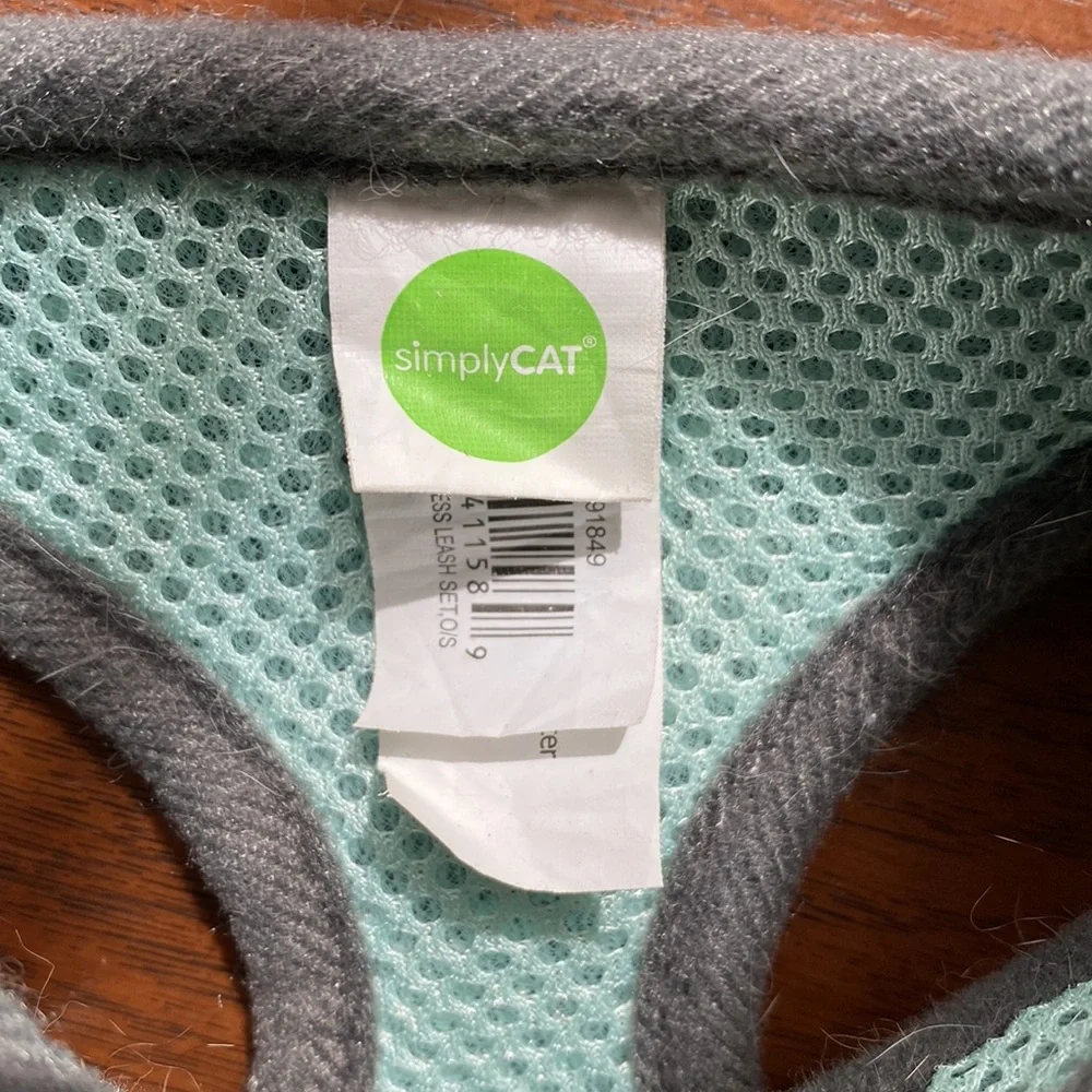 Cat harness and leash